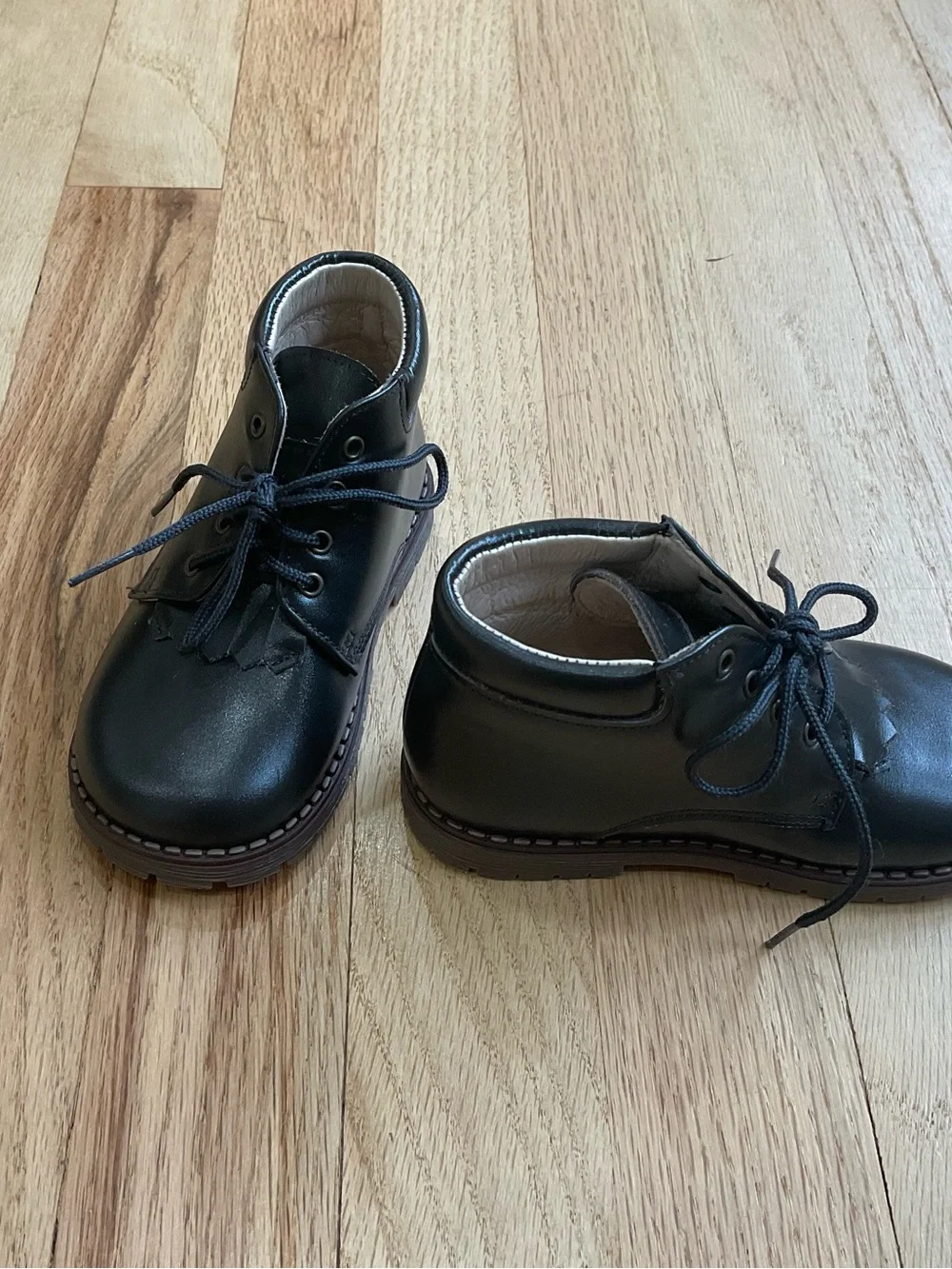 Luccini Kids Lace-Up Leather Shoes